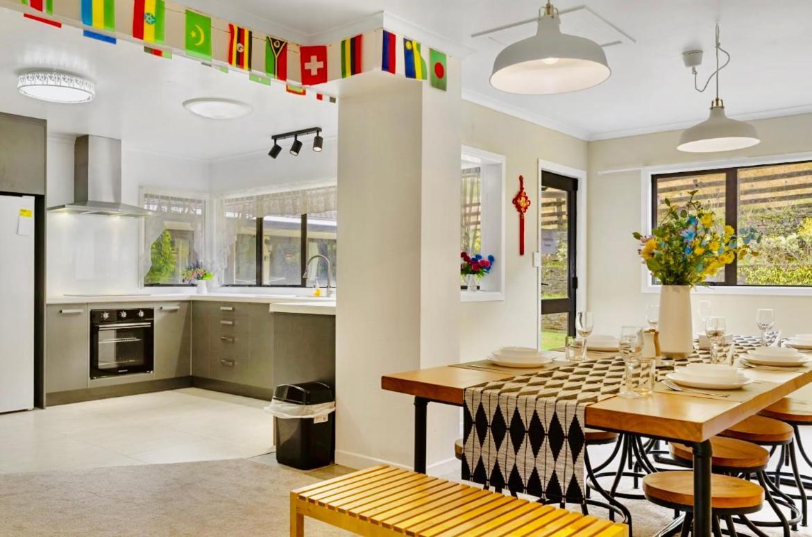 Westminster Holiday Home Rotorua Ngoại thất bức ảnh
