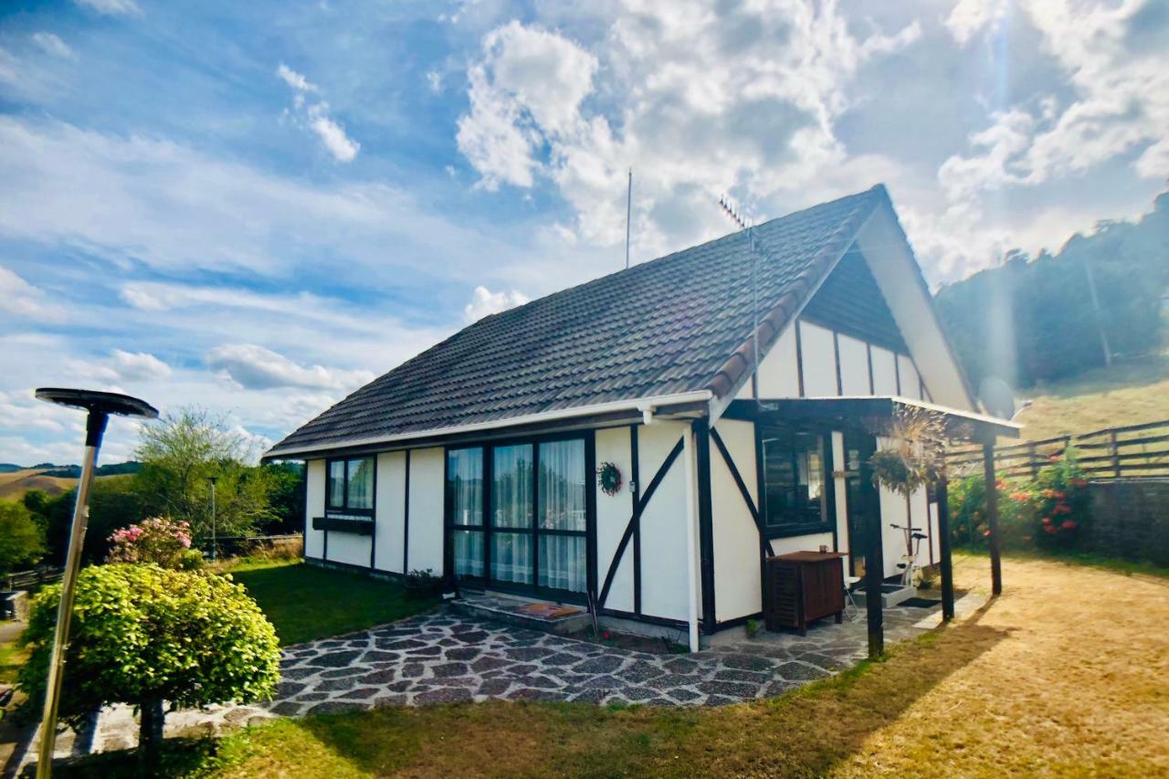 Westminster Holiday Home Rotorua Ngoại thất bức ảnh